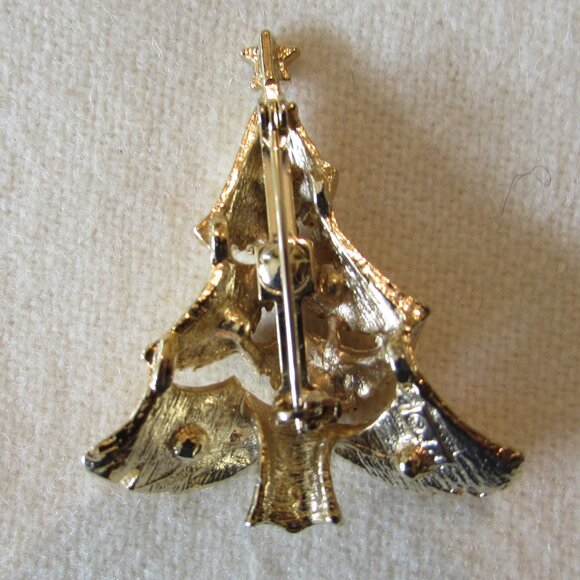 Vintage 1960s JJ (The Jonette Jewelry Company) Christmas Tree Pin - Picture 5 of 15